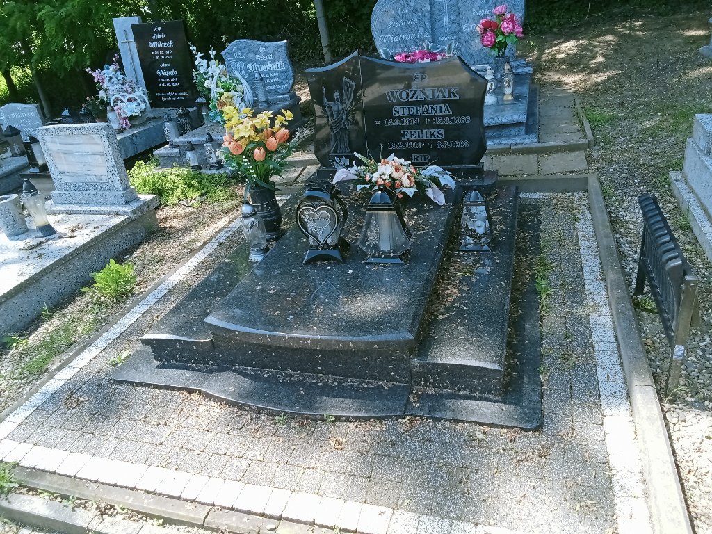 Grób Feliks Woźniak